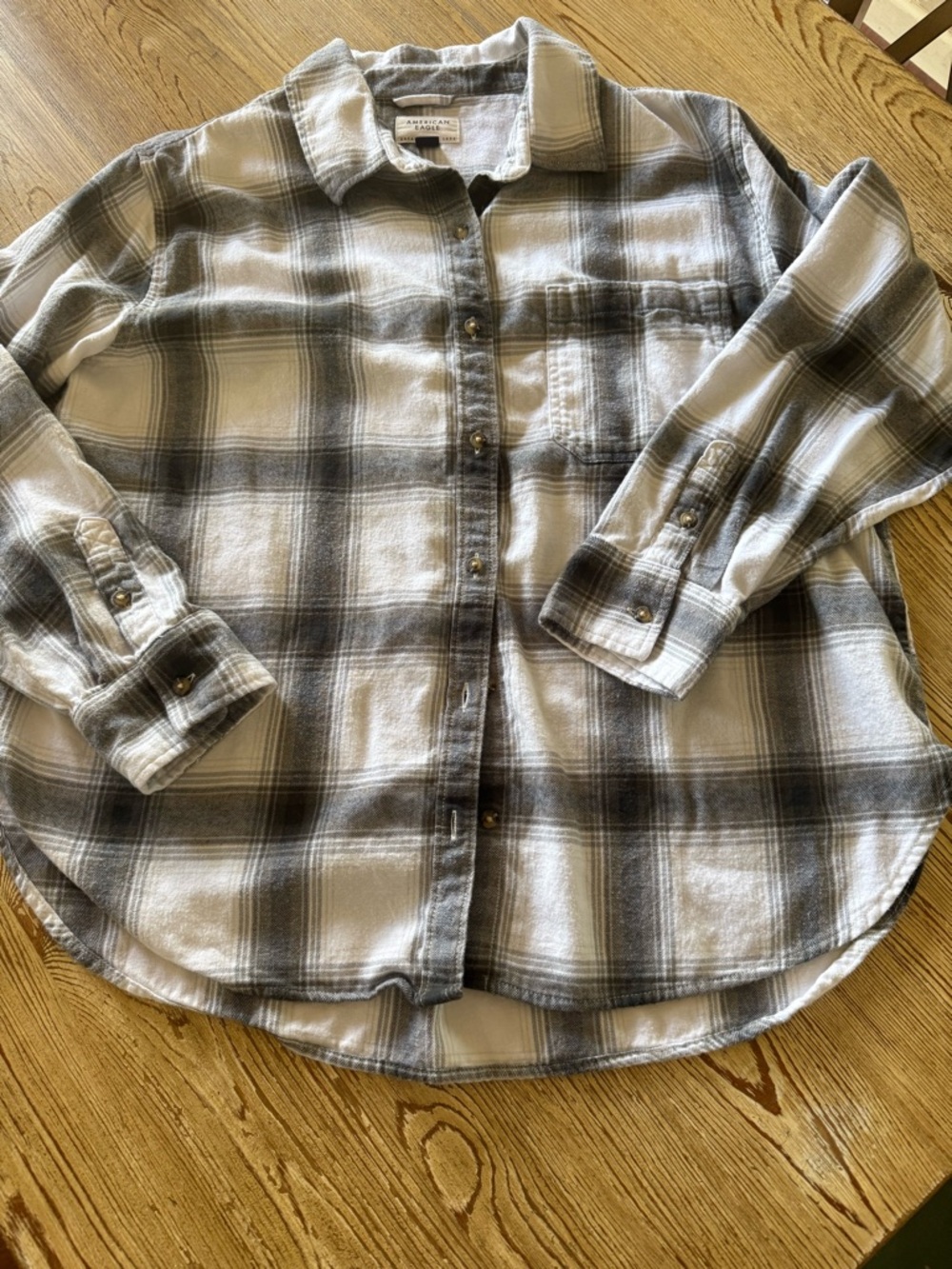 American Eagle Outfitters Gray Plaid Button-Up Shirt